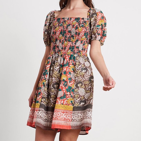 Velvet Graham & Spencer • Taria - Picture 1 of 4